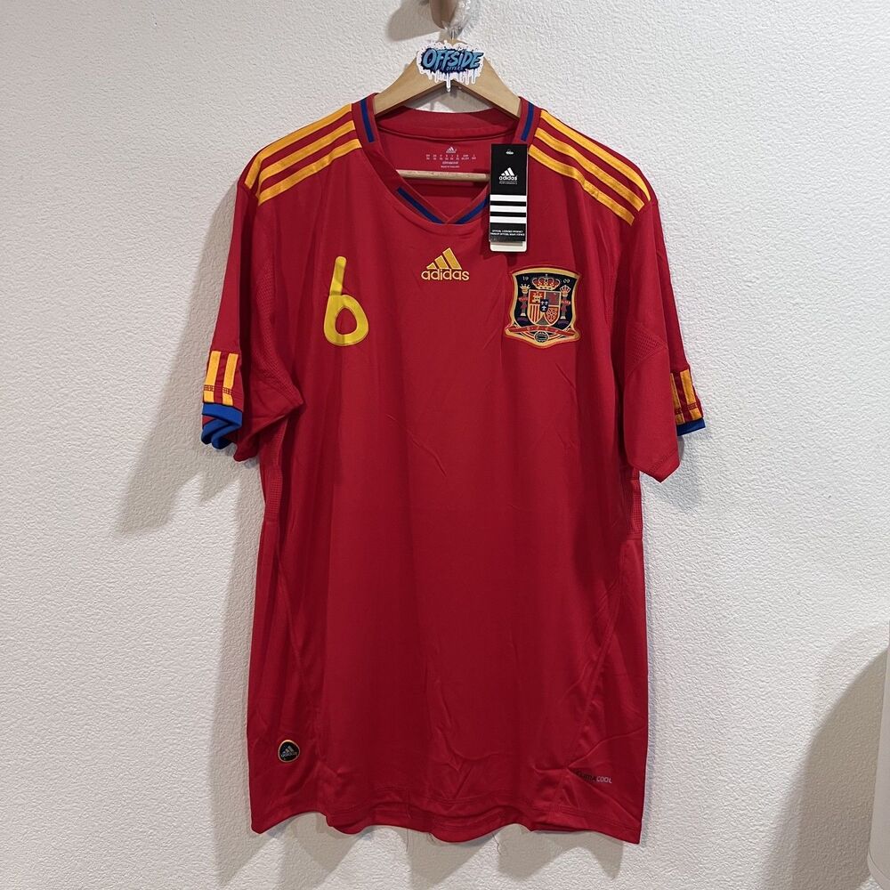 ** SEE VID ** Retro Spain 2010 #6 INIESTA Home  Jersey  XXL